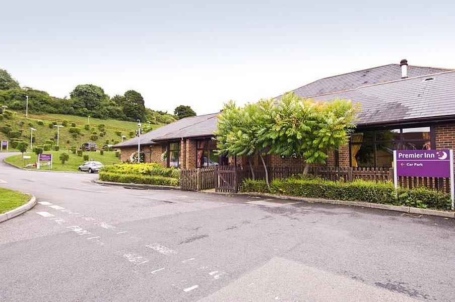 Premier Inn High Wycombe/Beaconsfield Exteriör bild